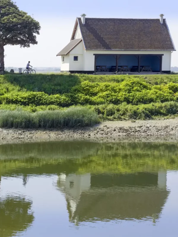 canal de la Somme à vélo depuis saint-Valery